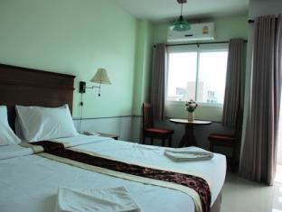 酒店 Sutus Court 1 Pattaya